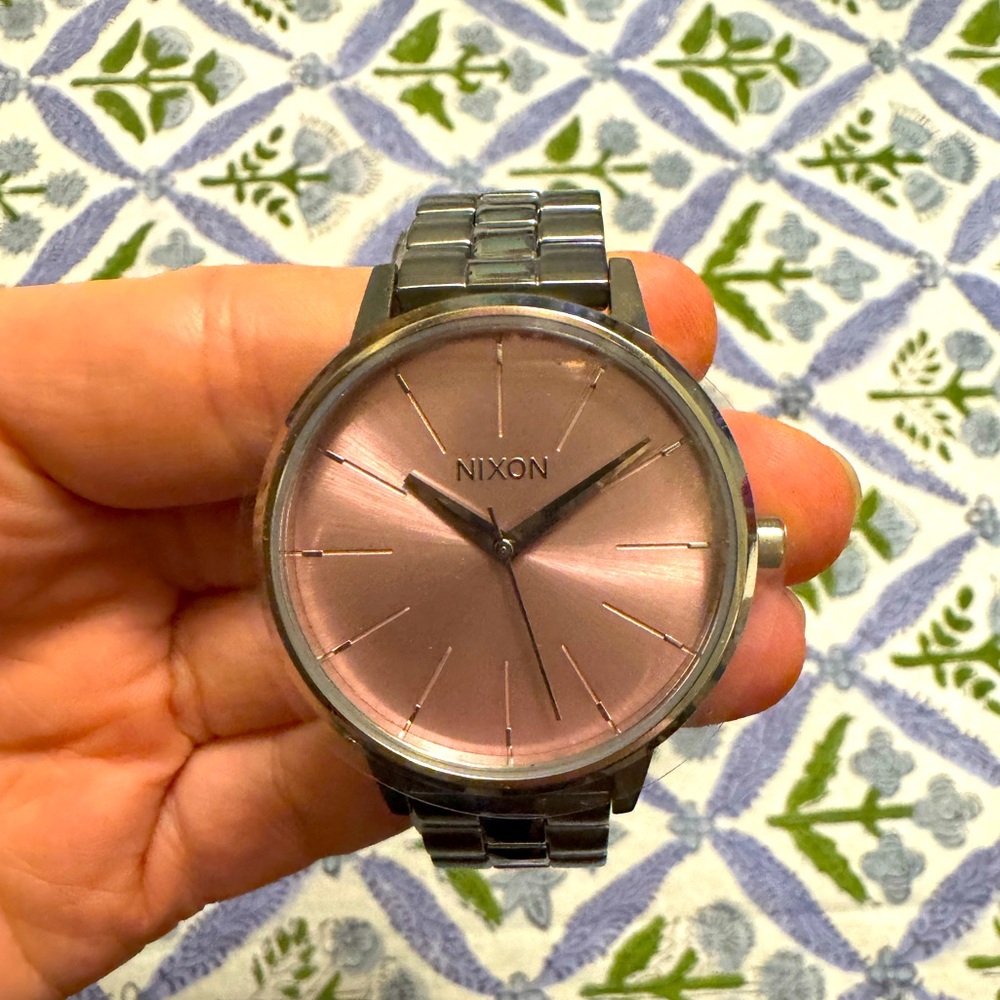 NWT Nixon Kensington Watch